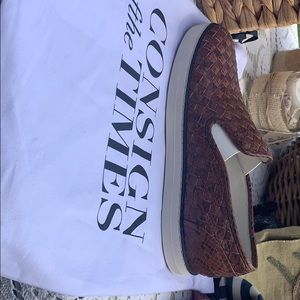 Leather casual sneaker slide sneakers